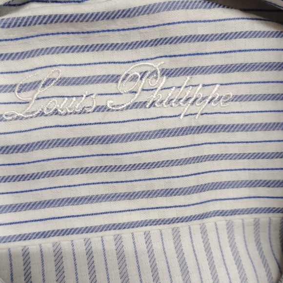 Louis Philippe Men's White Slim Fit Stripe Full Sleeve Premium Cotton Shirt - Picture 4 of 6
